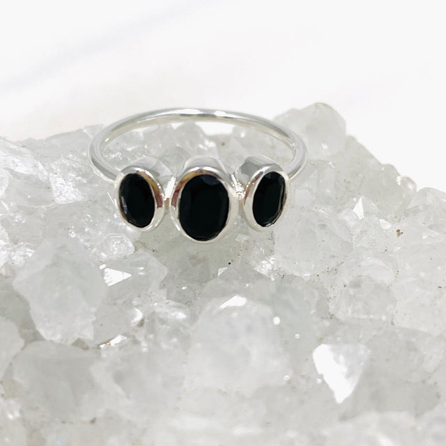 Black Onyx Triple Stone Faceted Ring R3956 - Nature's Magick