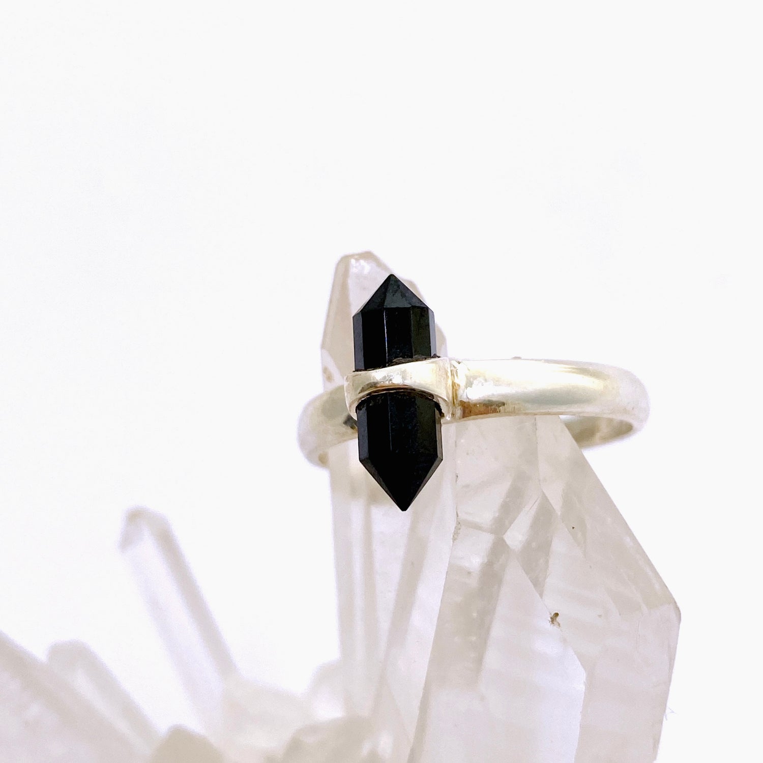 Black Spinel Double Point Ring RRR-24