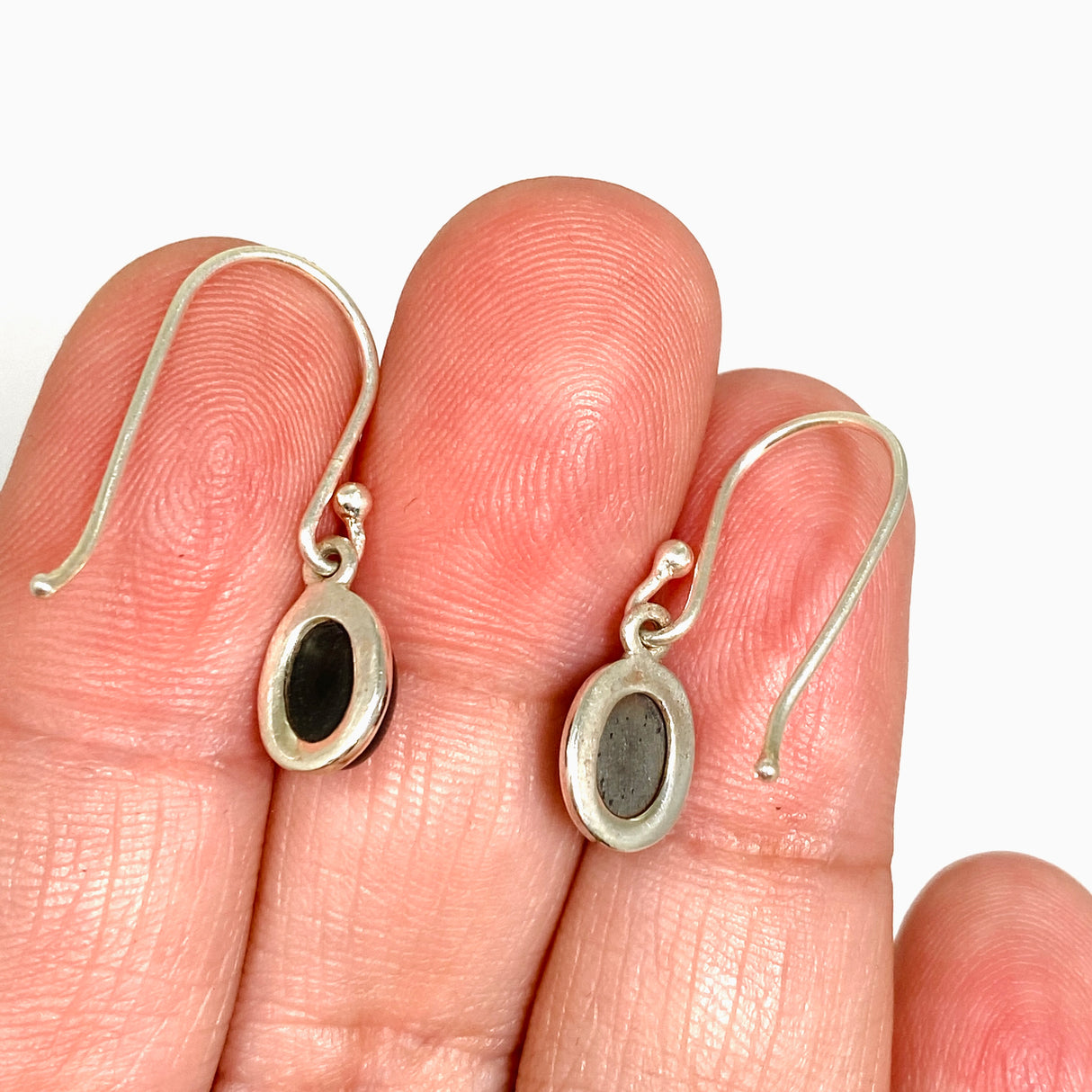 Black Star Diopside Oval Cabochon Earrings PEGJ410