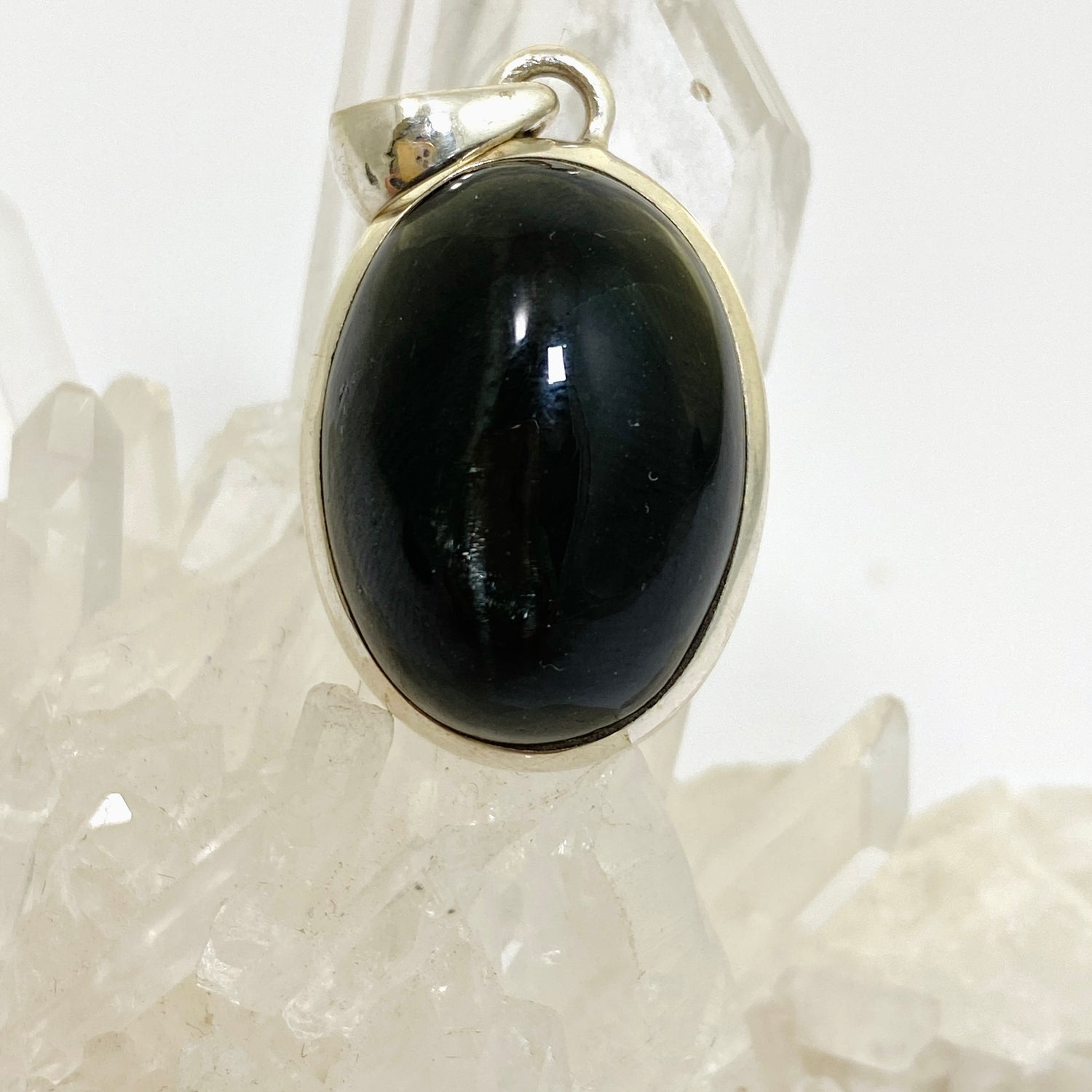 Black Star Diopside Oval Cabochon Pendant PPGJ1069