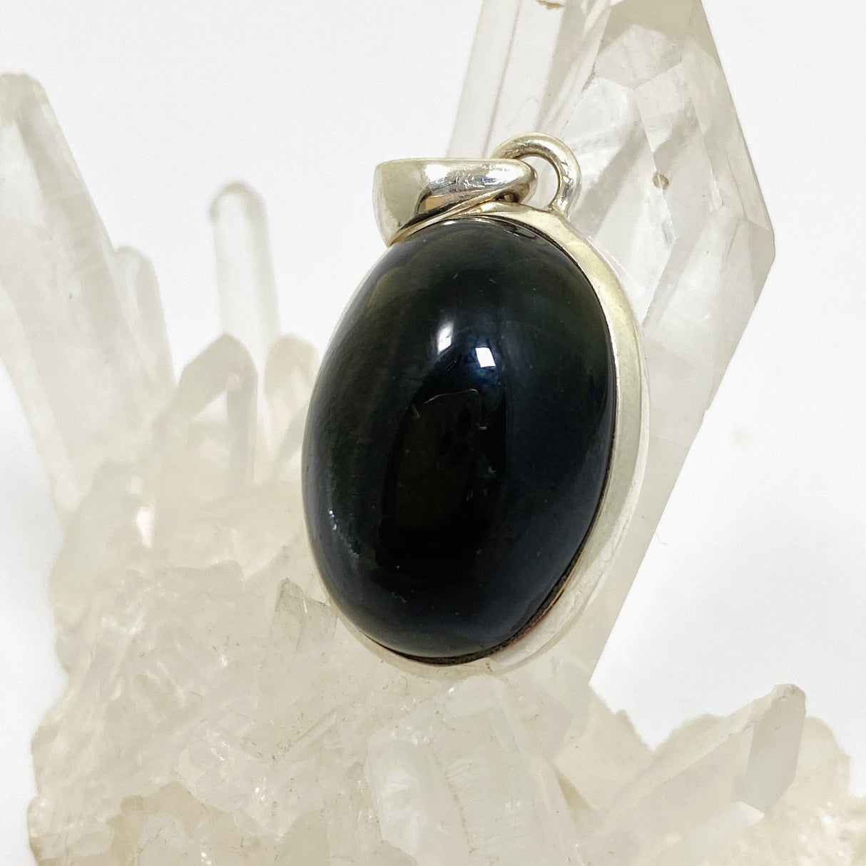 Black Star Diopside Oval Cabochon Pendant PPGJ1069