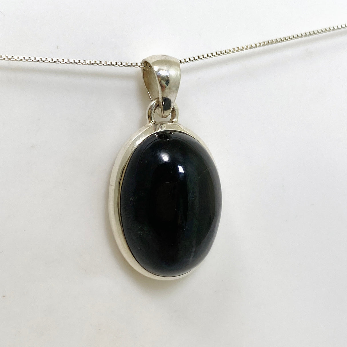 Black Star Diopside Oval Cabochon Pendant PPGJ1069