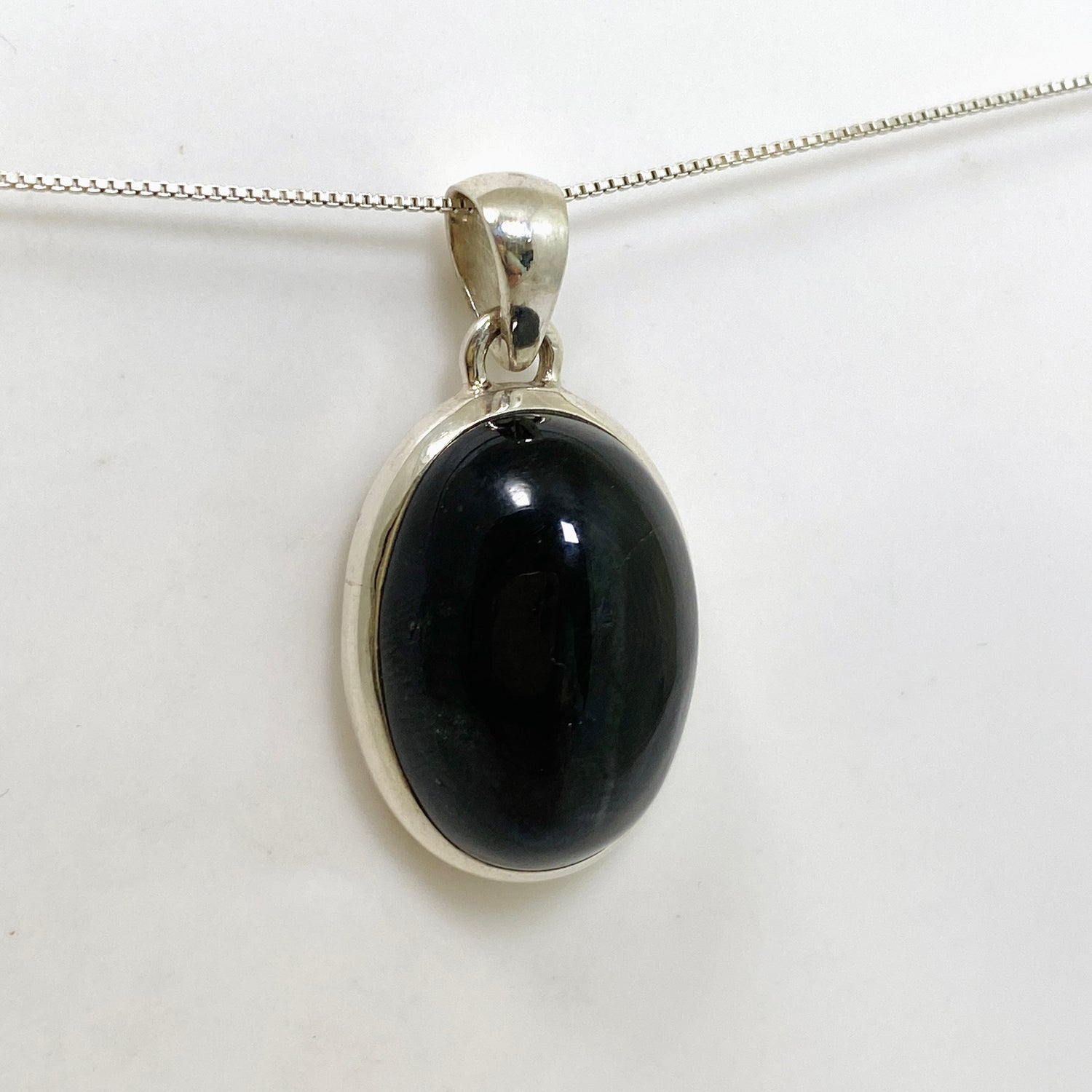 Black Star Diopside Oval Cabochon Pendant PPGJ1069