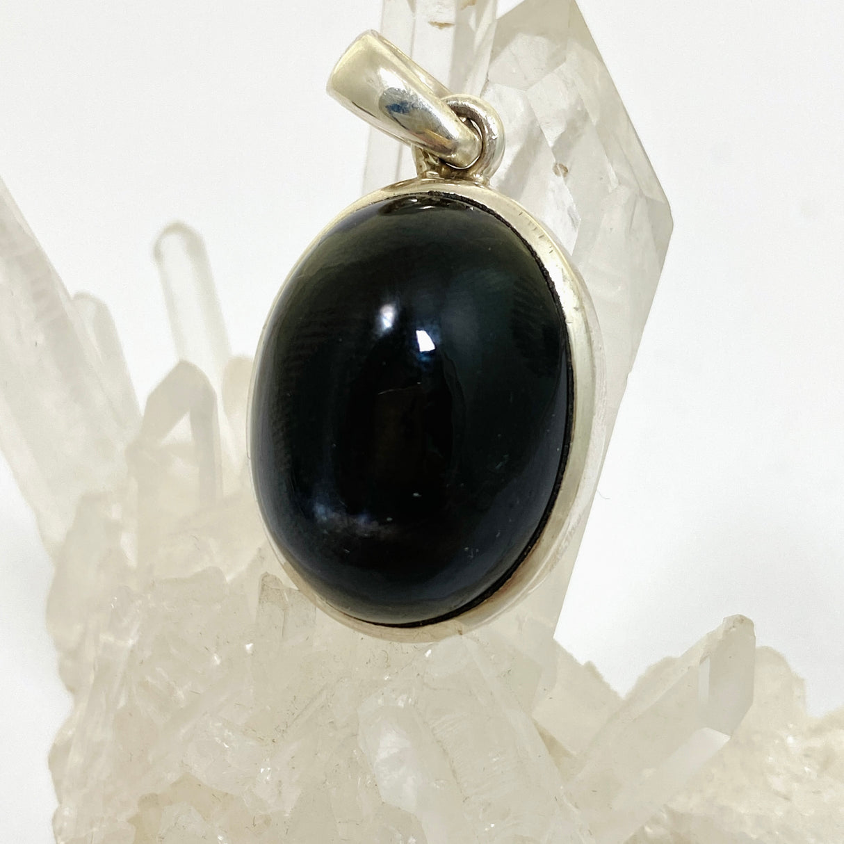 Black Star Diopside Oval Cabochon Pendant PPGJ1070