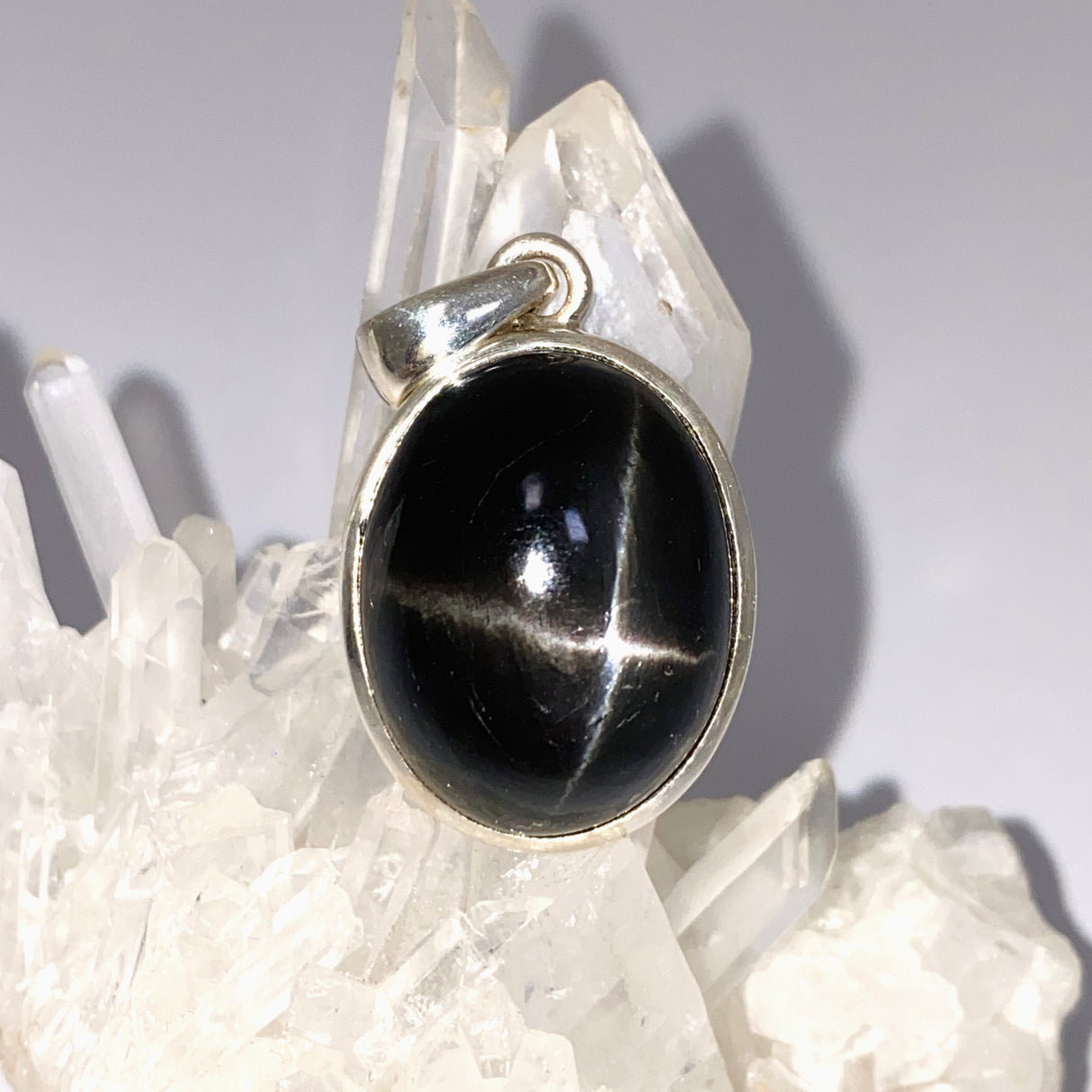 Black Star Diopside Oval Cabochon Pendant PPGJ1070