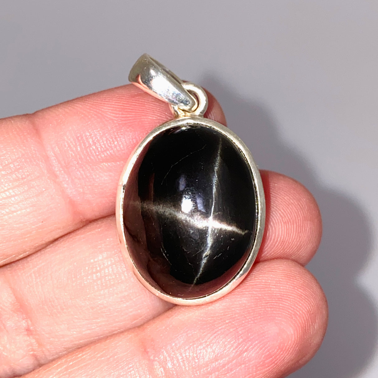 Black Star Diopside Oval Cabochon Pendant PPGJ1070