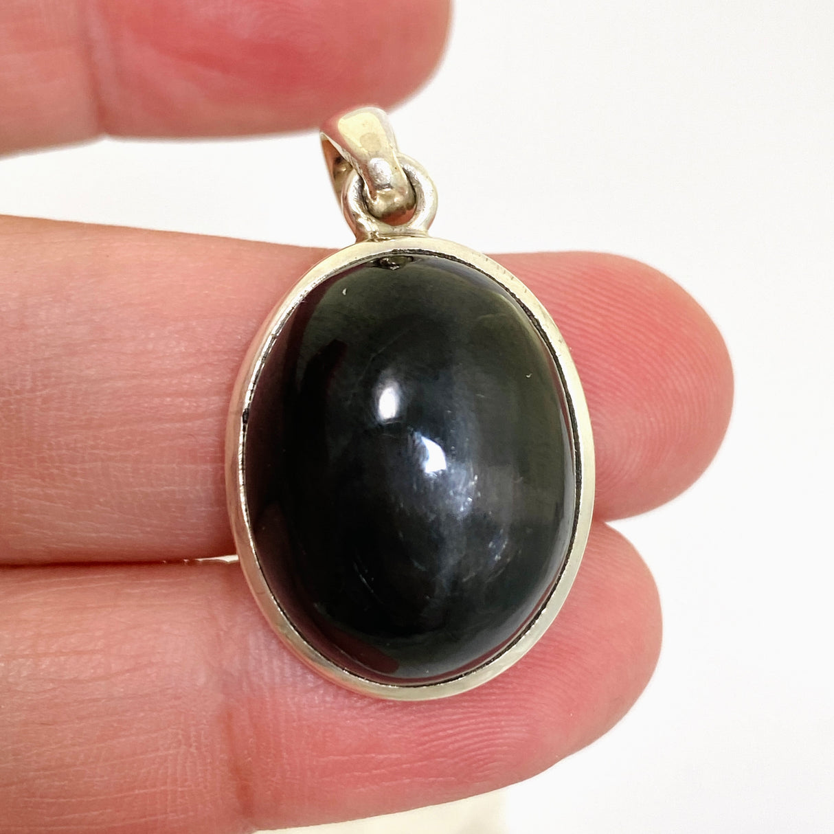 Black Star Diopside Oval Cabochon Pendant PPGJ1070