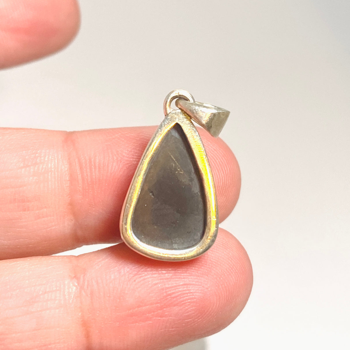 Black Tourmaline Teardrop Cabochon Pendant PPGJ1204