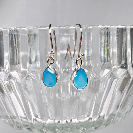 Blue Chalcedony petite teardrop faceted earrings R2363-BCD - Nature's Magick
