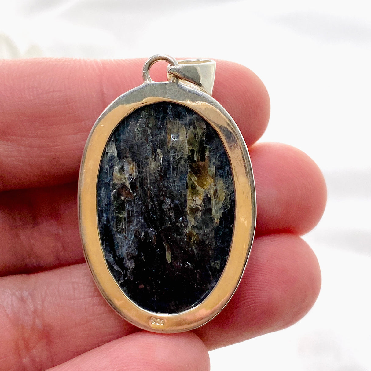 Blue Kyanite Oval Cabochon Pendant KPGJ4616