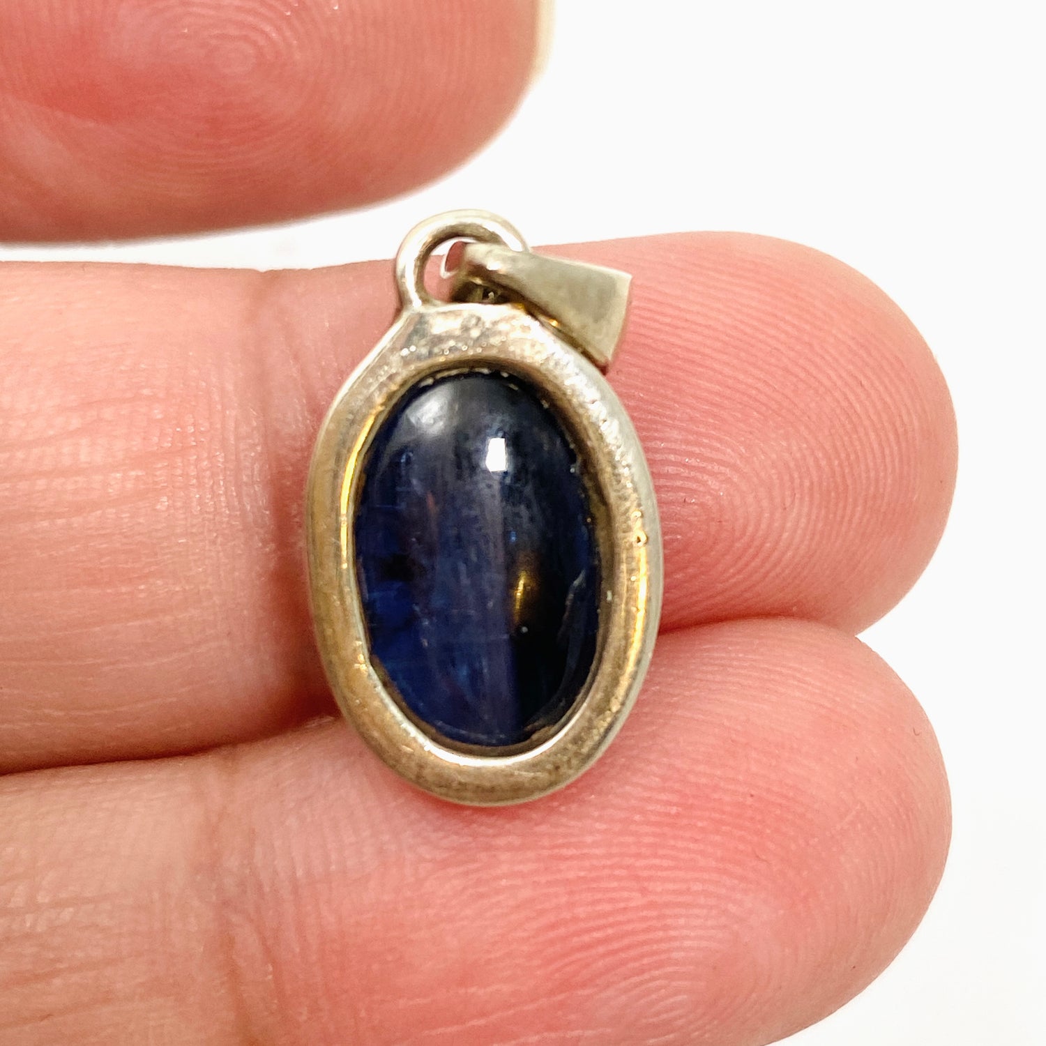 Blue Kyanite Oval Cabochon Pendant PPGJ796