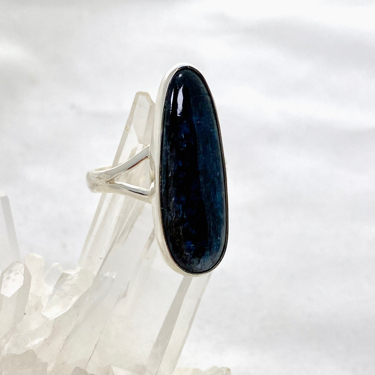 Blue Kyanite Teardrop Cabochon Split Band Ring Size 9.5 KRGJ3282