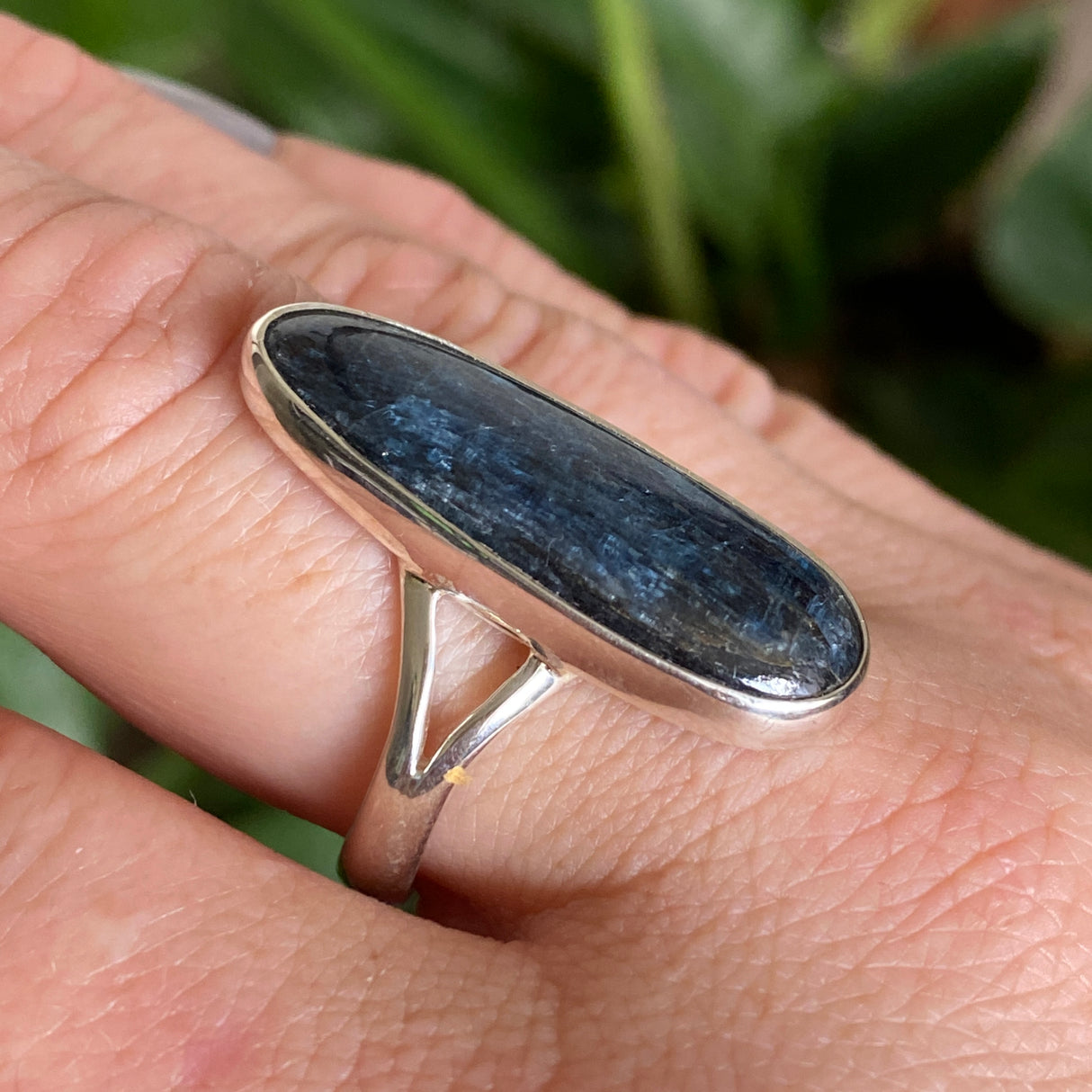 Blue Kyanite Teardrop Cabochon Split Band Ring Size 9.5 KRGJ3282