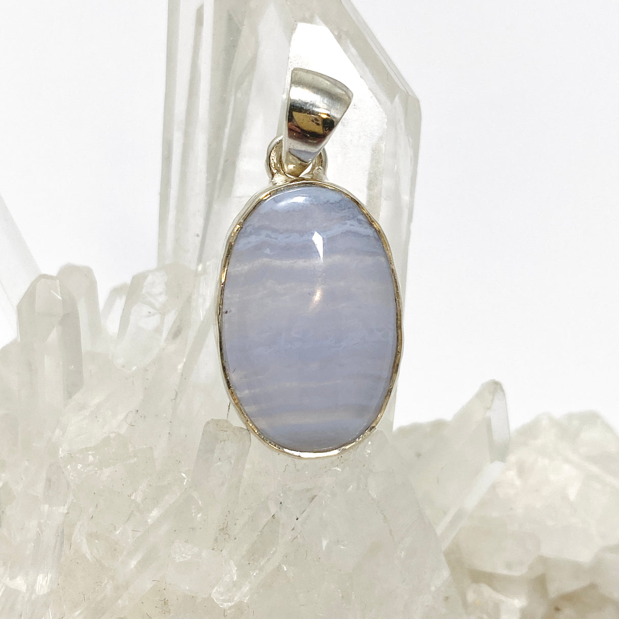 Blue Lace Agate Oval Cabochon Pendant in a Hammered Setting KPGJ4818