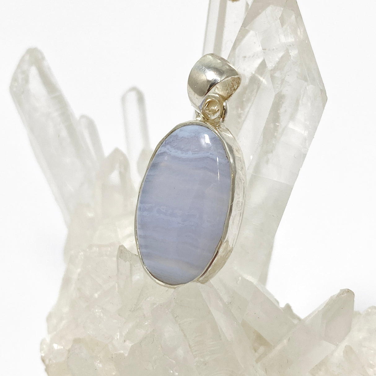 Blue Lace Agate Oval Cabochon Pendant in a Hammered Setting KPGJ4818