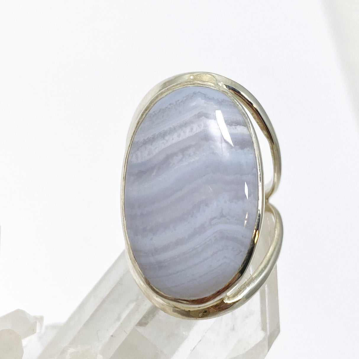 Blue Lace Agate Oval Cabochon Split Band Ring Size 7 KRGJ3378