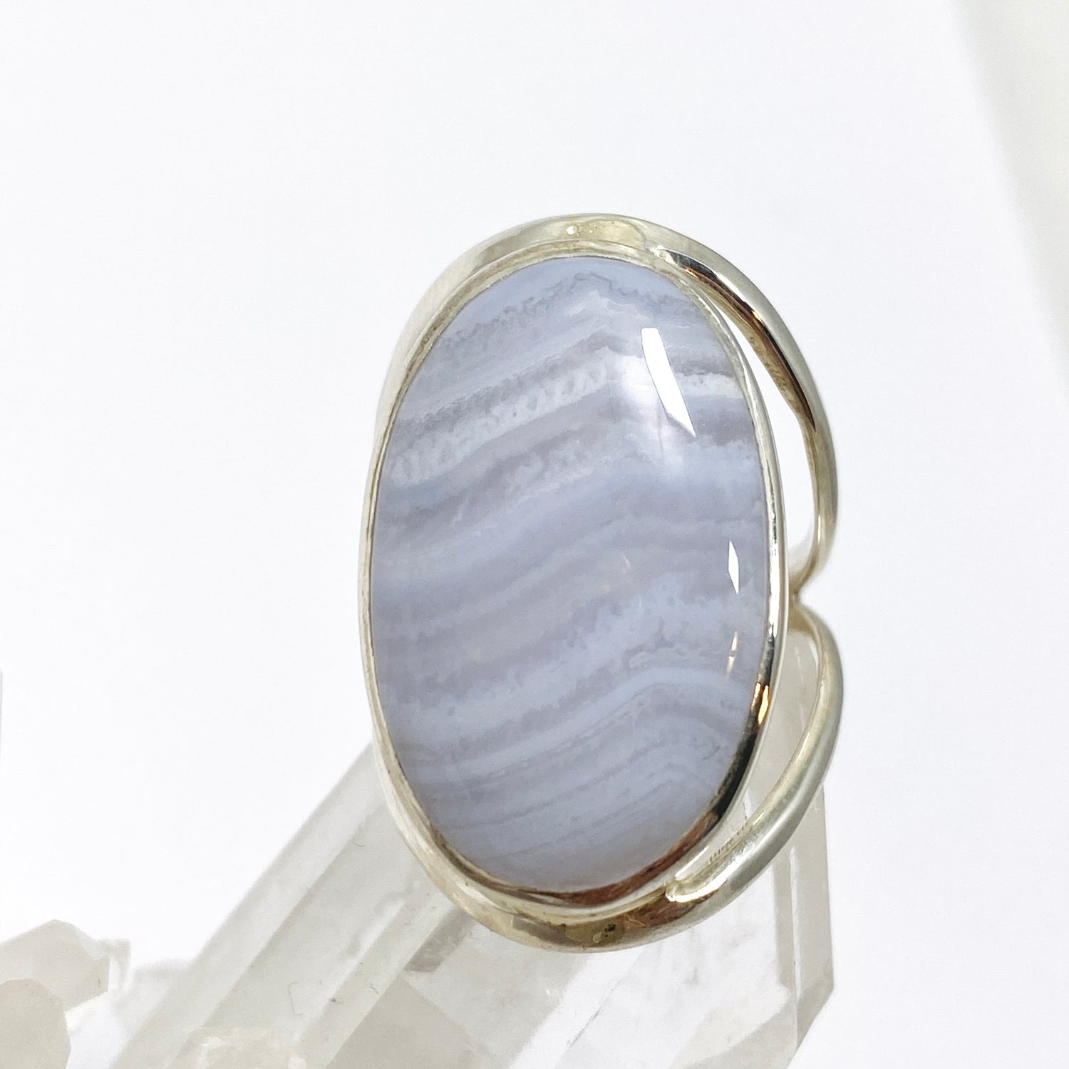 Blue Lace Agate Oval Cabochon Split Band Ring Size 7 KRGJ3378
