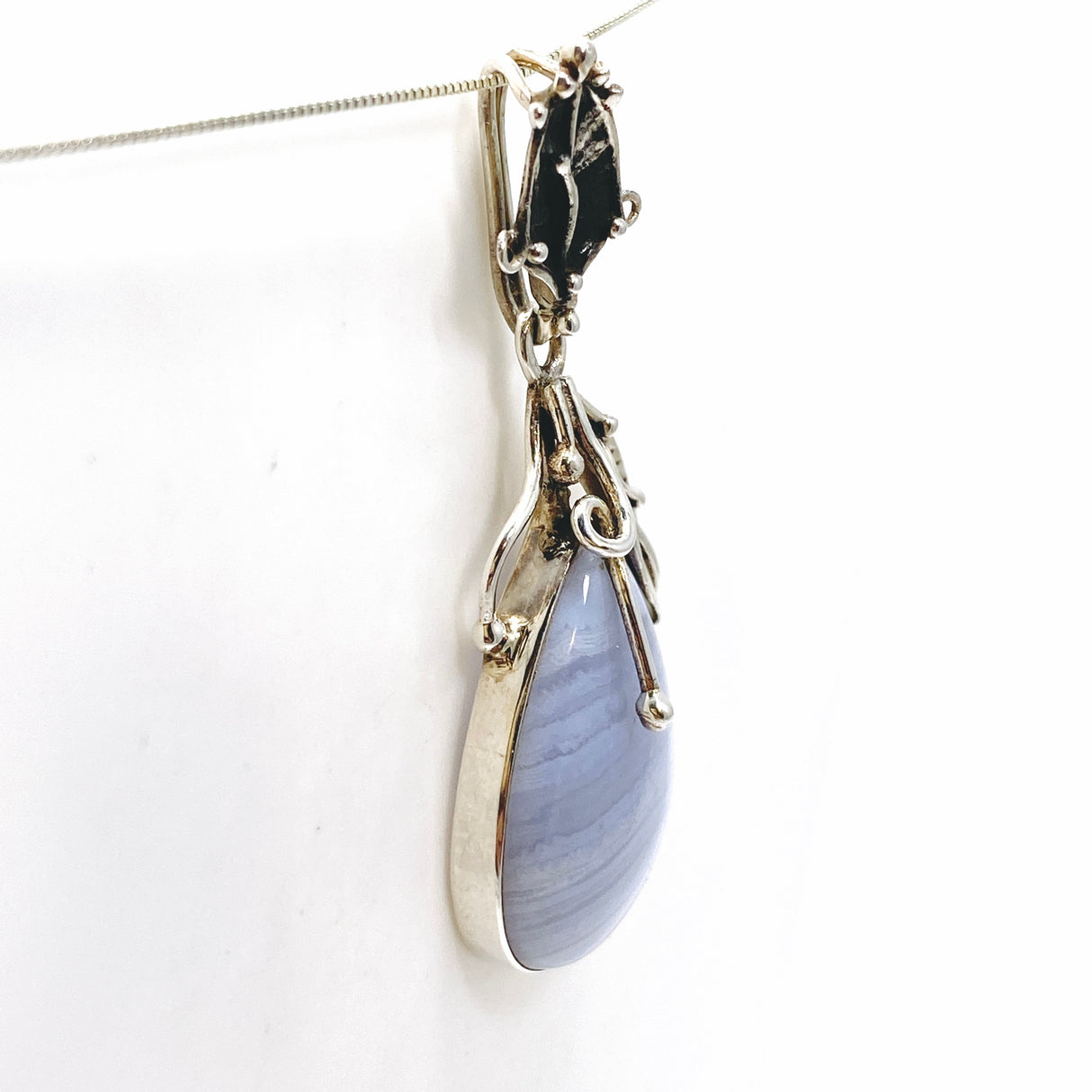 Blue Lace Agate Teardrop Cabochon Pendant in a Botanical Setting PPGJ989
