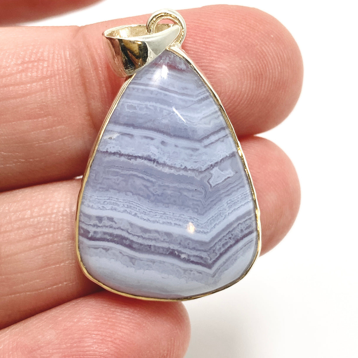Blue Lace Agate Teardrop Cabochon Pendant in a Hammered Setting KPGJ4830