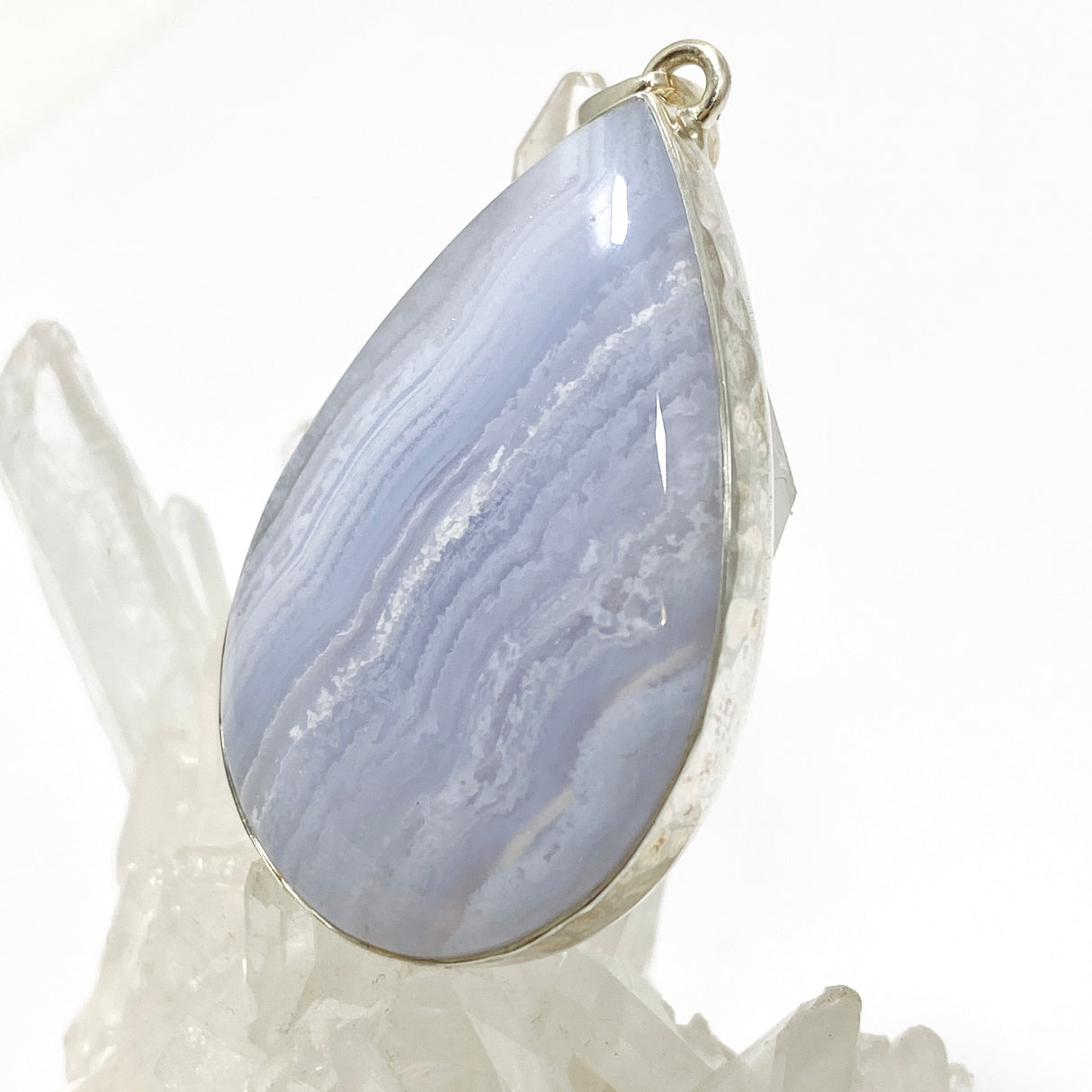 Blue Lace Agate Teardrop Cabochon Pendant in a Hammered Setting KPGJ4831