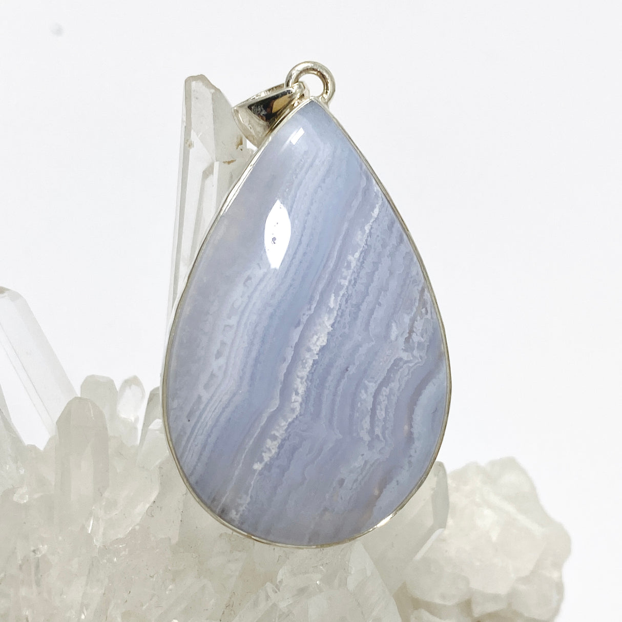 Blue Lace Agate Teardrop Cabochon Pendant in a Hammered Setting KPGJ4831
