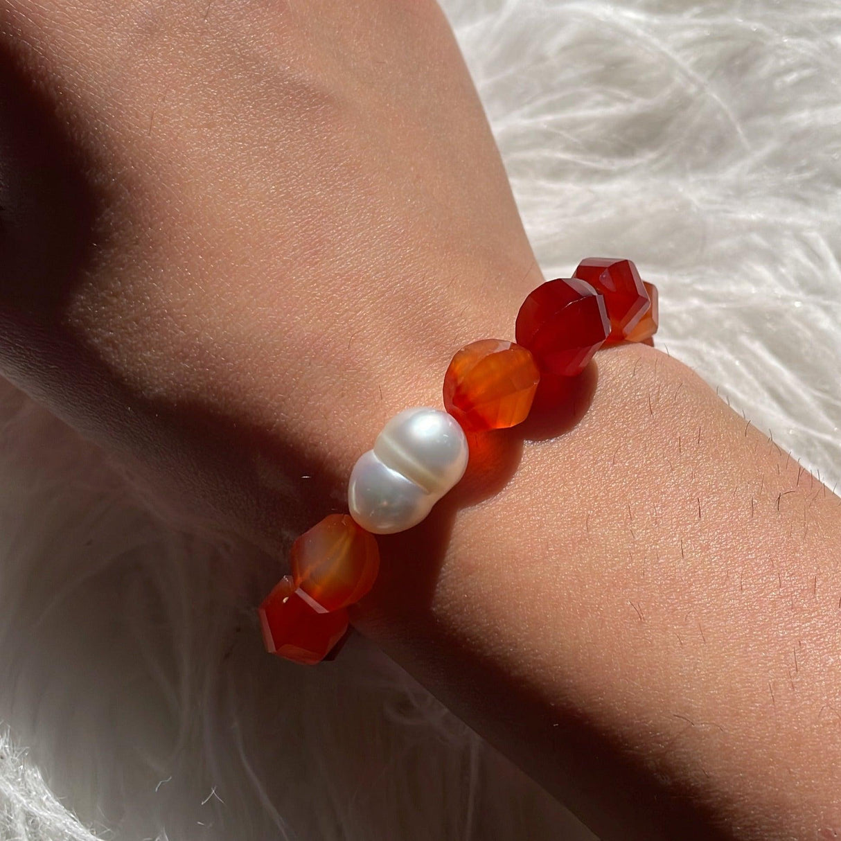 Carnelian Faceted Bead and Pearl Gemstone Bracelet GB-EP-CAR-01 - Nature's Magick