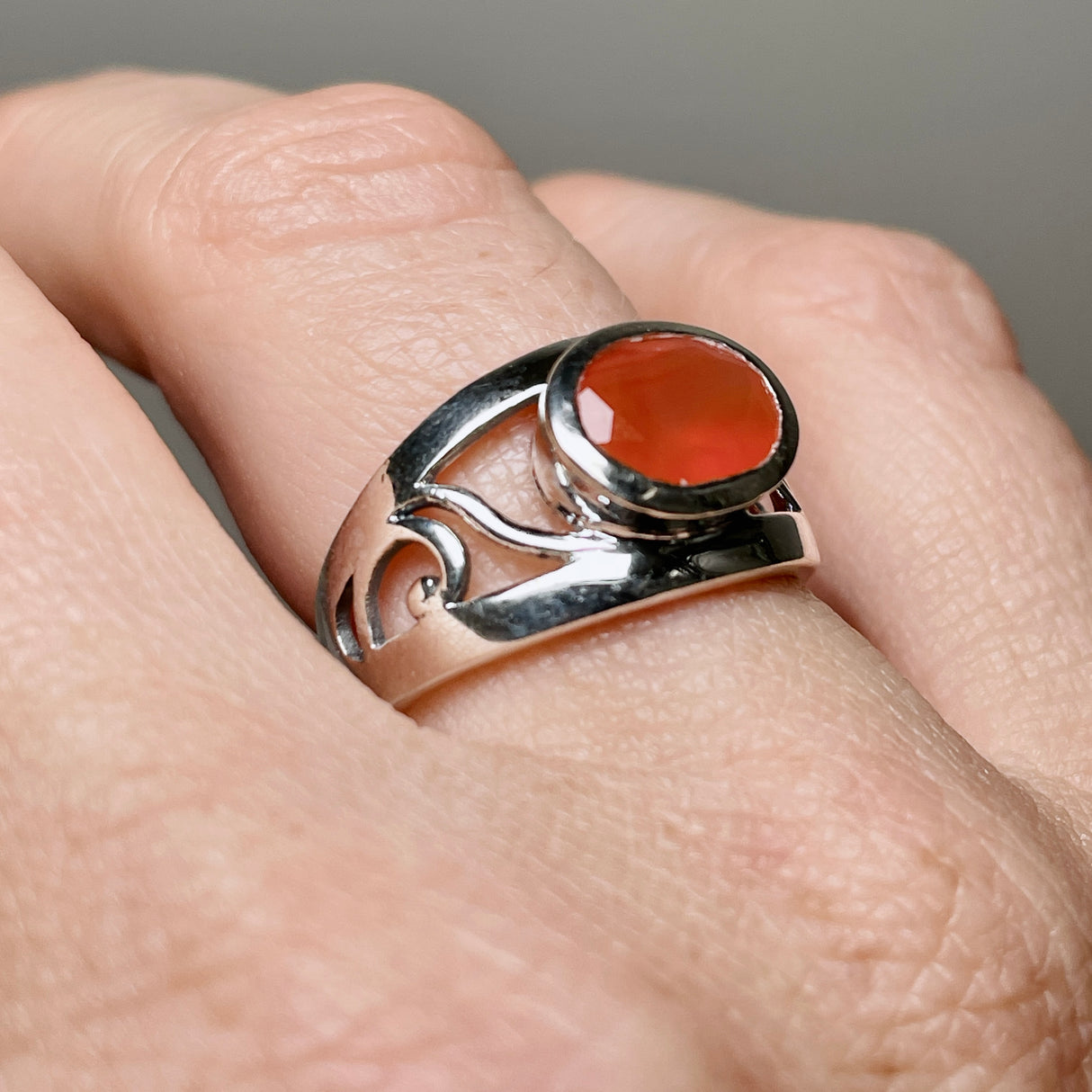Carnelian Oval Faceted Boho Decorative Ring R3820