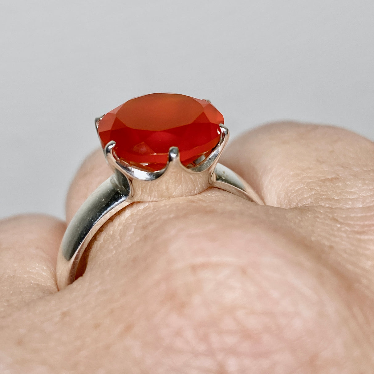 Carnelian Round Faceted Ring Size 11 PRGJ888