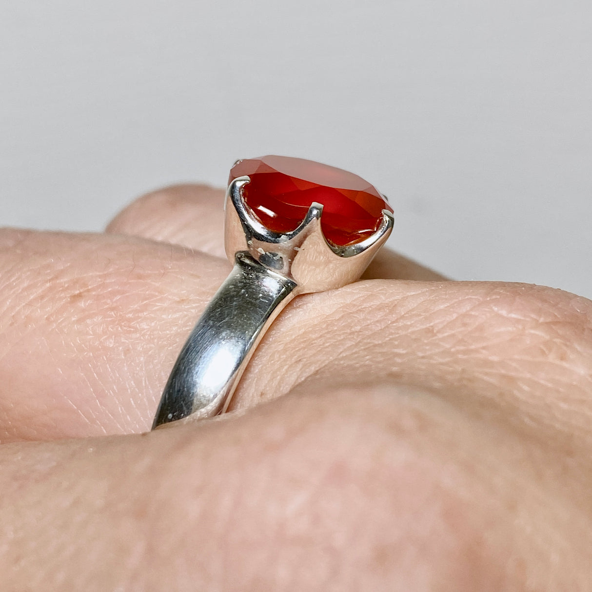 Carnelian Round Faceted Ring Size 11 PRGJ888