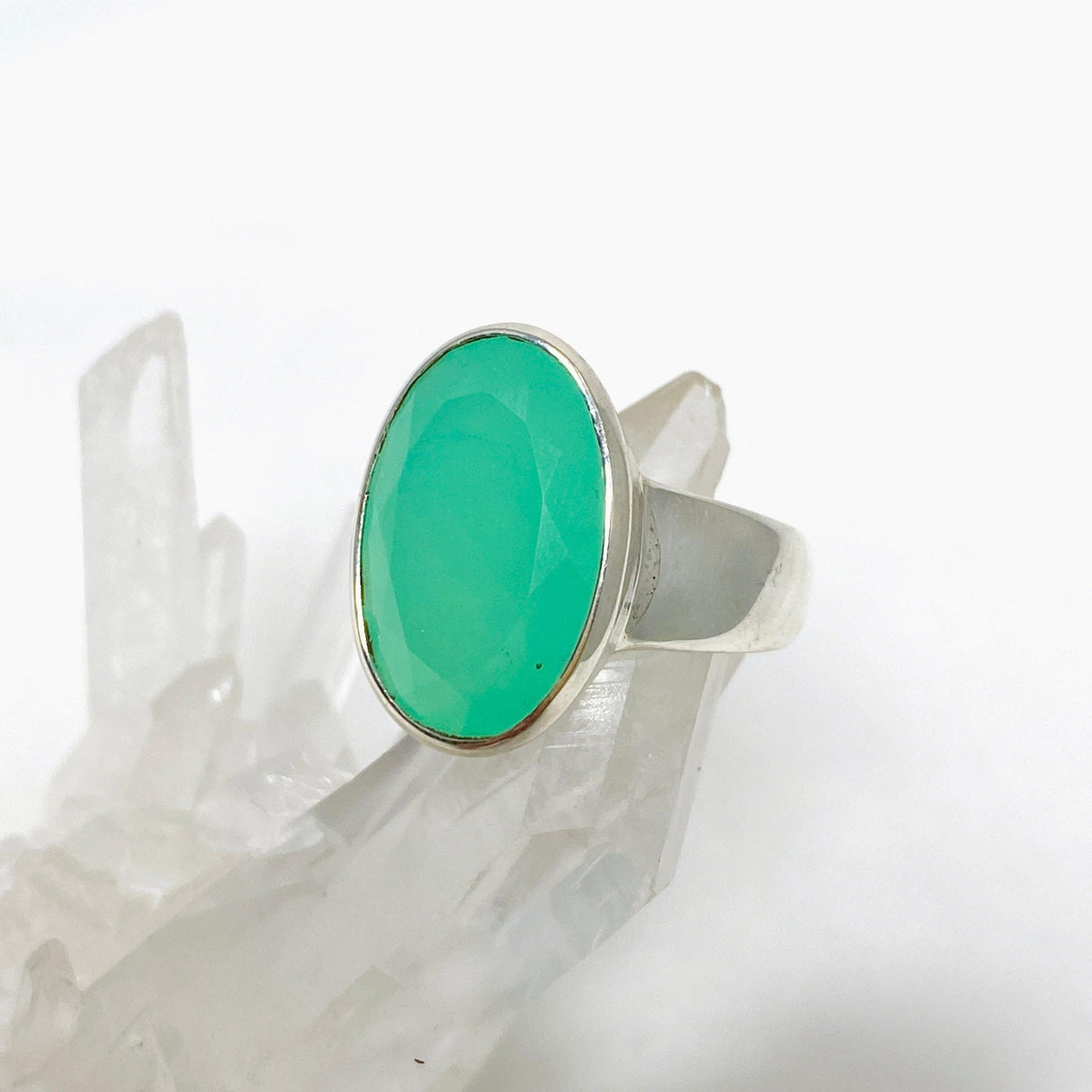 Chrysoprase Faceted Oval Ring Size 7.5 PRGJ472 - Nature's Magick