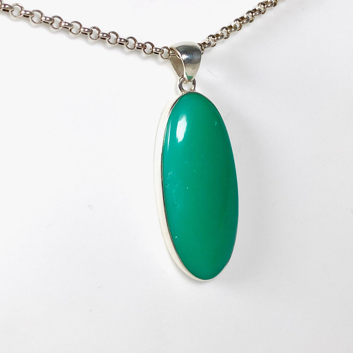 Chrysoprase oval pendant KPGJ3925 - Nature's Magick