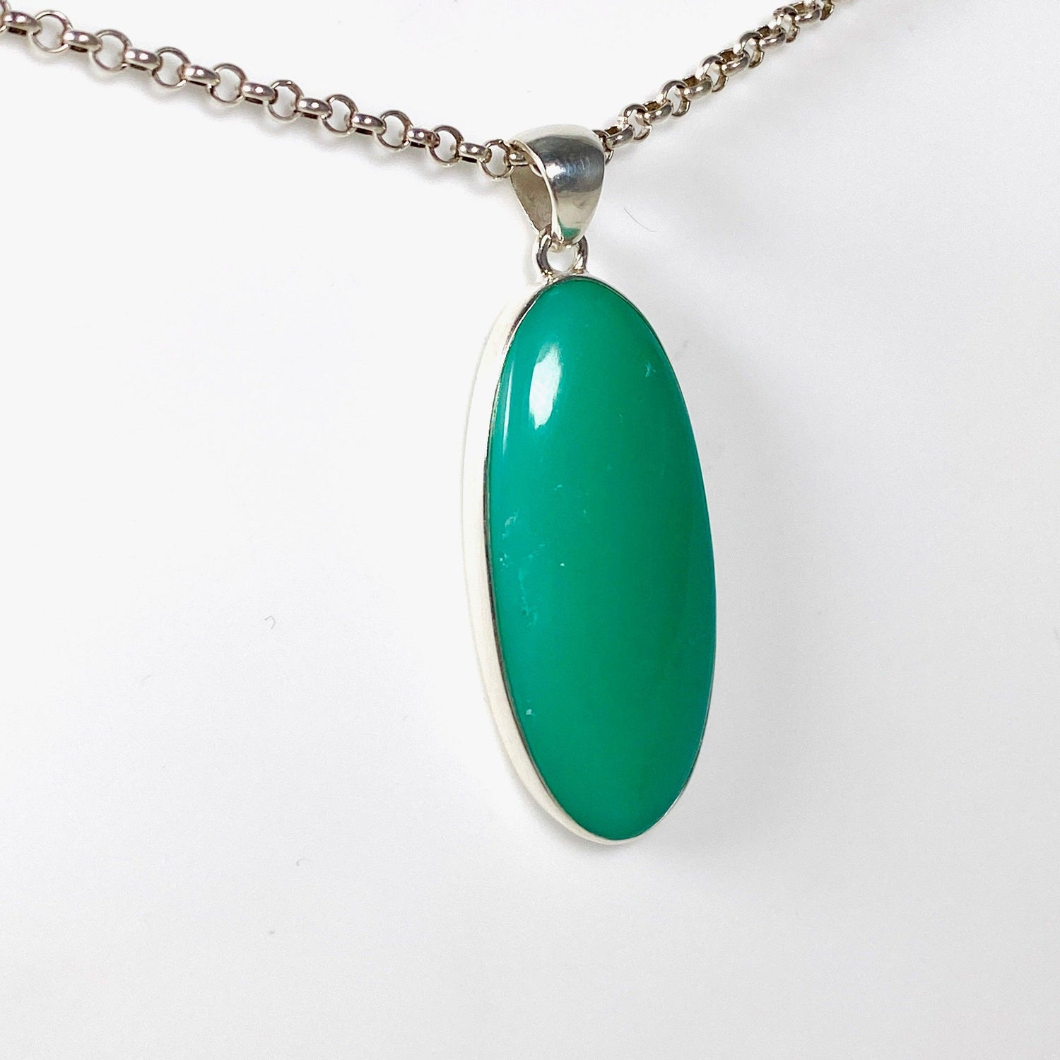 Chrysoprase oval pendant KPGJ3925 - Nature's Magick