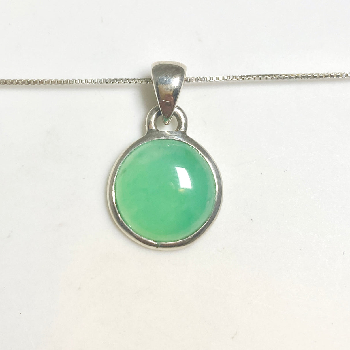 Chrysoprase Round Cabochon Pendant PPGJ1314