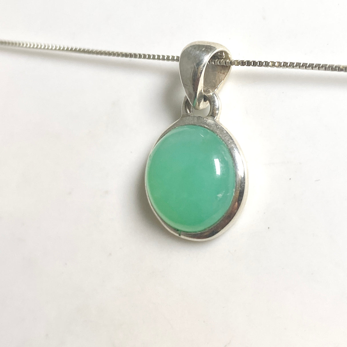 Chrysoprase Round Cabochon Pendant PPGJ1314