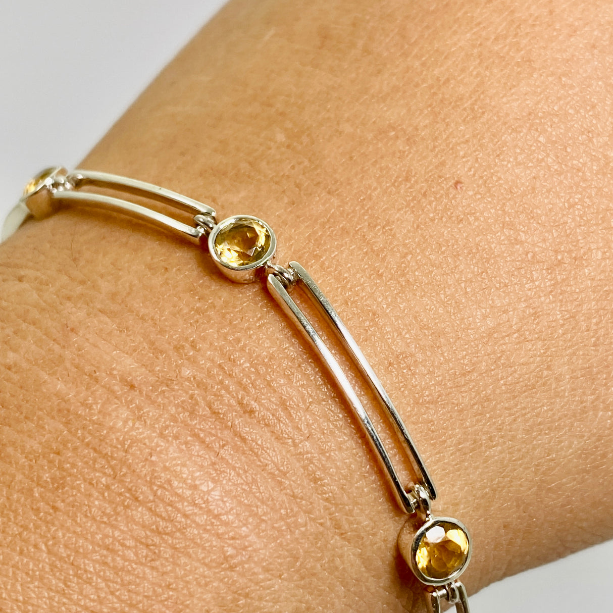 Citrine round faceted gemstones with silver split spacer design bracelet