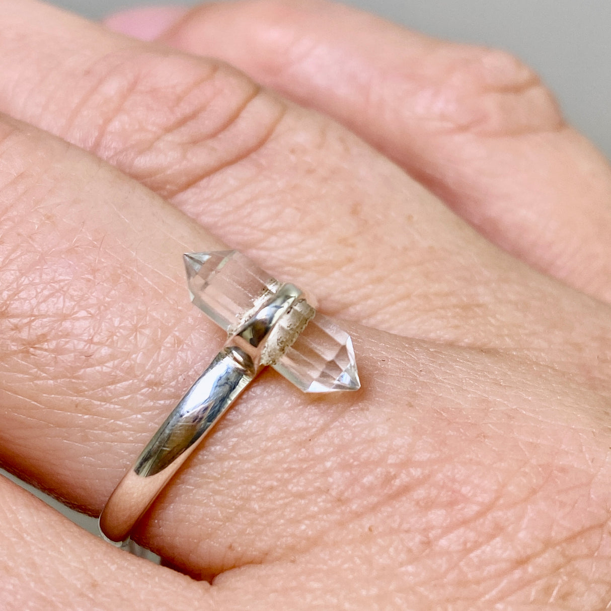Clear Quartz Double Point Ring RRR-40