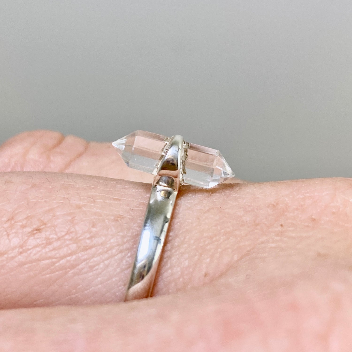 Clear Quartz Double Point Ring RRR-40