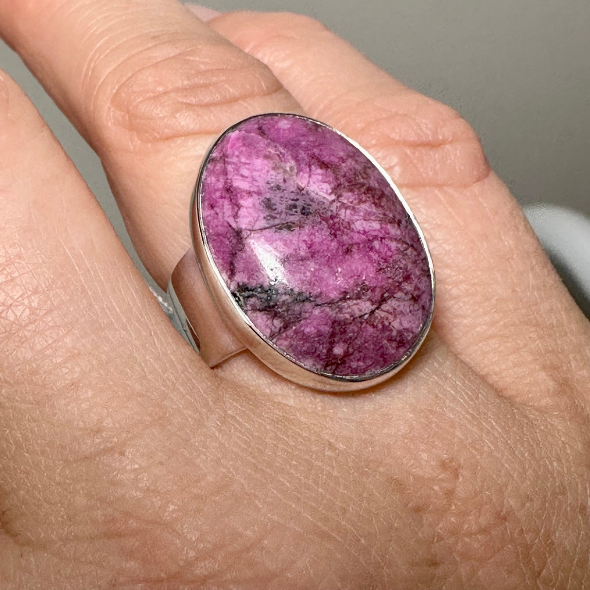 Cobalto Calcite Oval Cabochon Ring Size 7 KRGJ3394