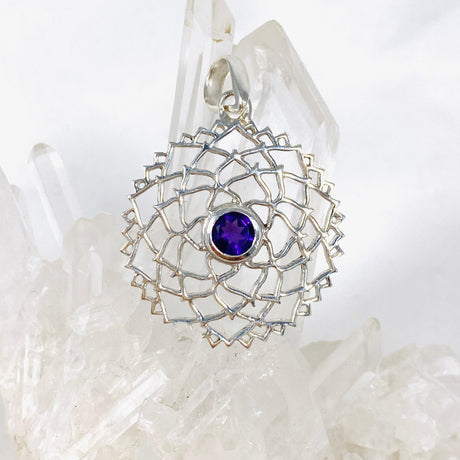 Crown Chakra Pendant with Amethyst SSP310 - Nature's Magick