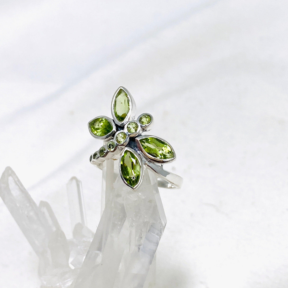Dragonfly Ring with Faceted Peridot R3887 - Nature's Magick