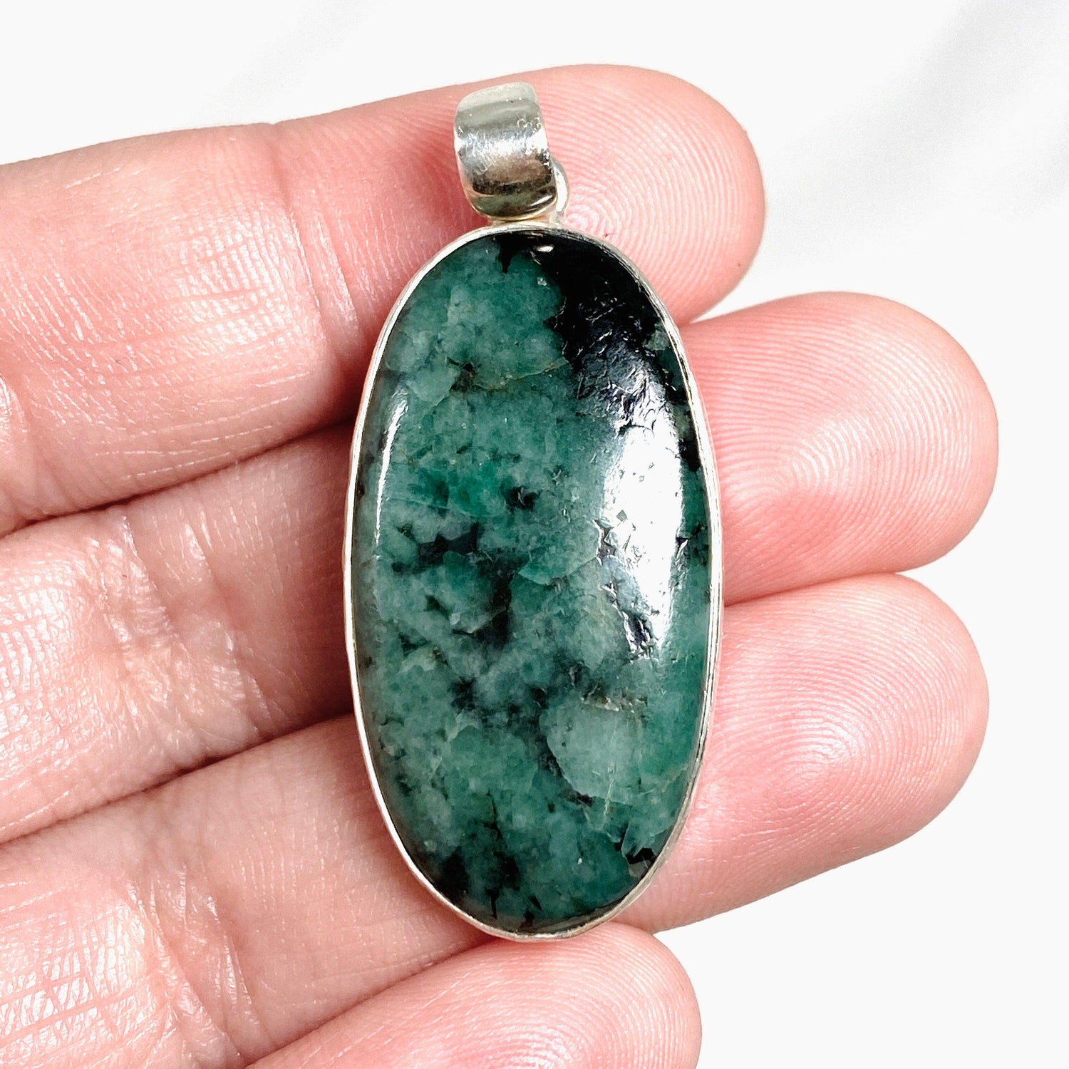 Emerald Oval Pendant KPGJ4181 - Nature's Magick