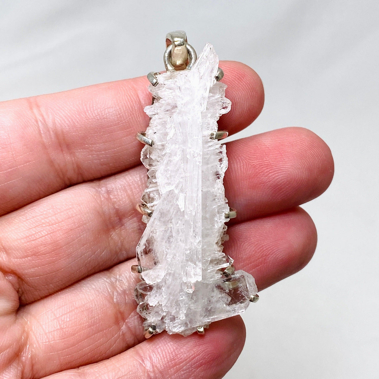 Faden Quartz Raw Crystal Pendant PPGJ716 - Nature's Magick