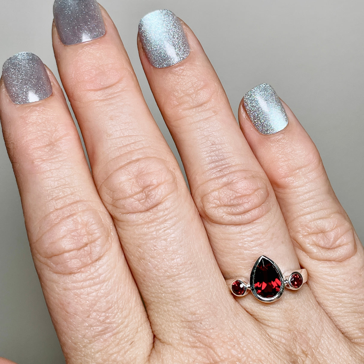 Garnet Faceted Gemstone Teardrop Ring with Accent Stones R3668