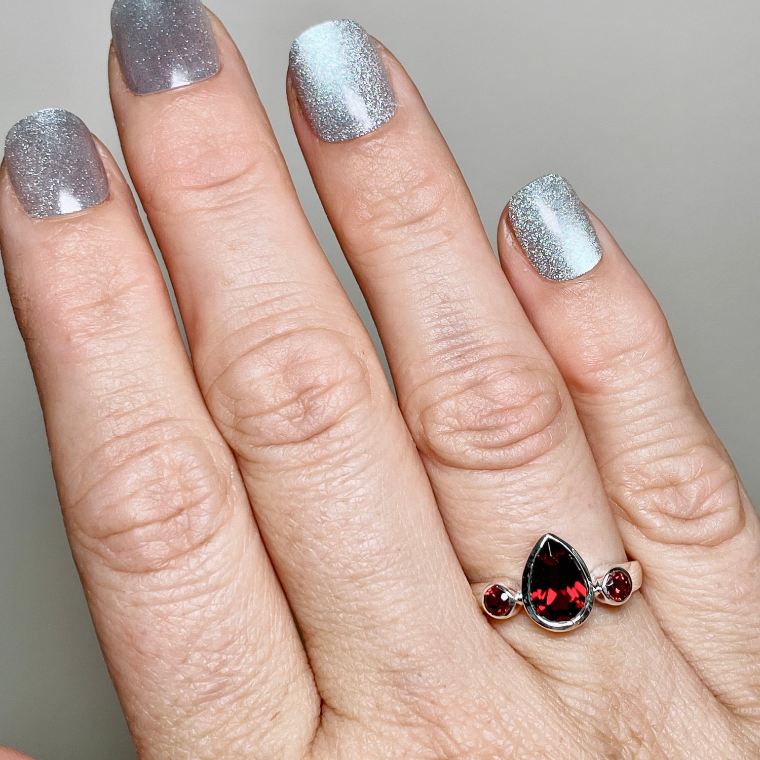 Garnet Faceted Gemstone Teardrop Ring with Accent Stones R3668