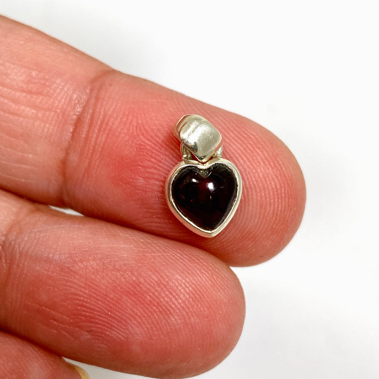 Garnet Heart Cabochon Pendant PPGJ1155
