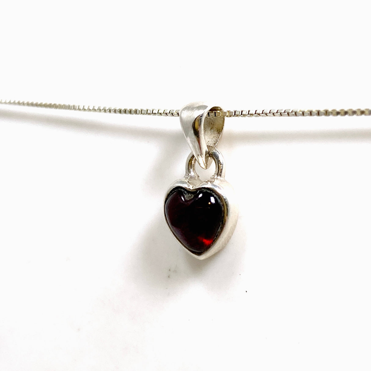 Garnet Heart Cabochon Pendant PPGJ1155