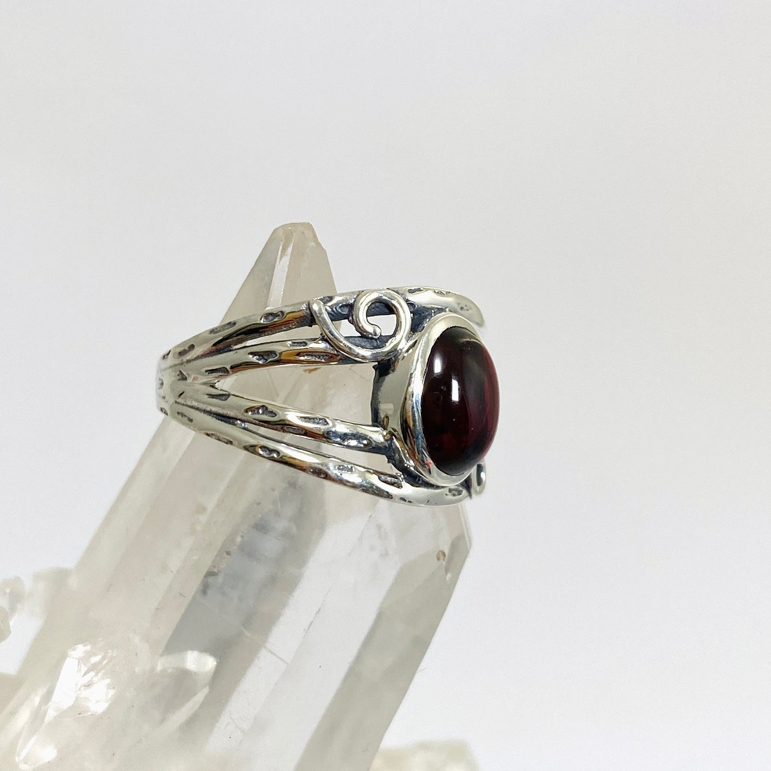Garnet Oval Cabochon Ring in a Decorative Setting R4025