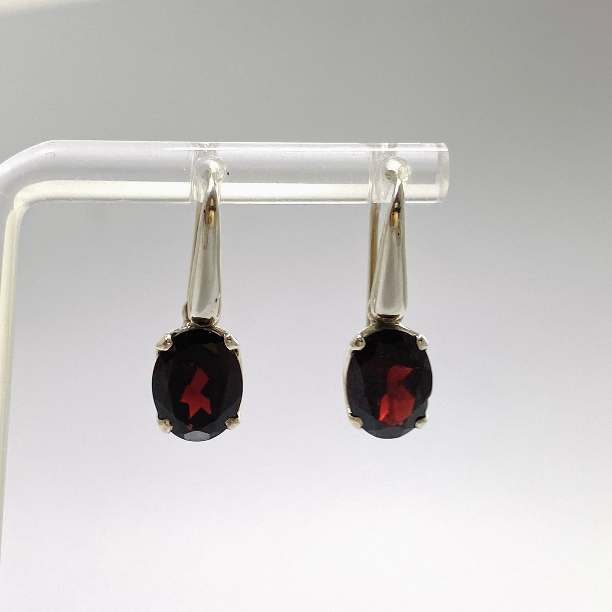 Garnet Oval Faceted Earrings PEGJ339