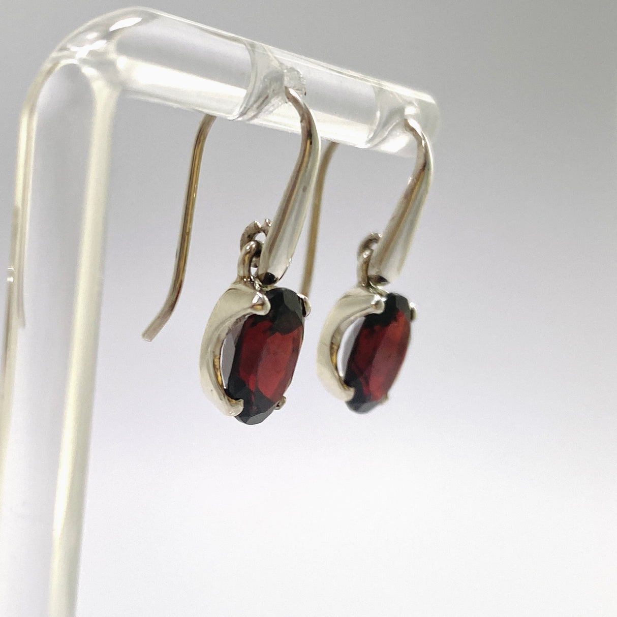 Garnet Oval Faceted Earrings PEGJ339