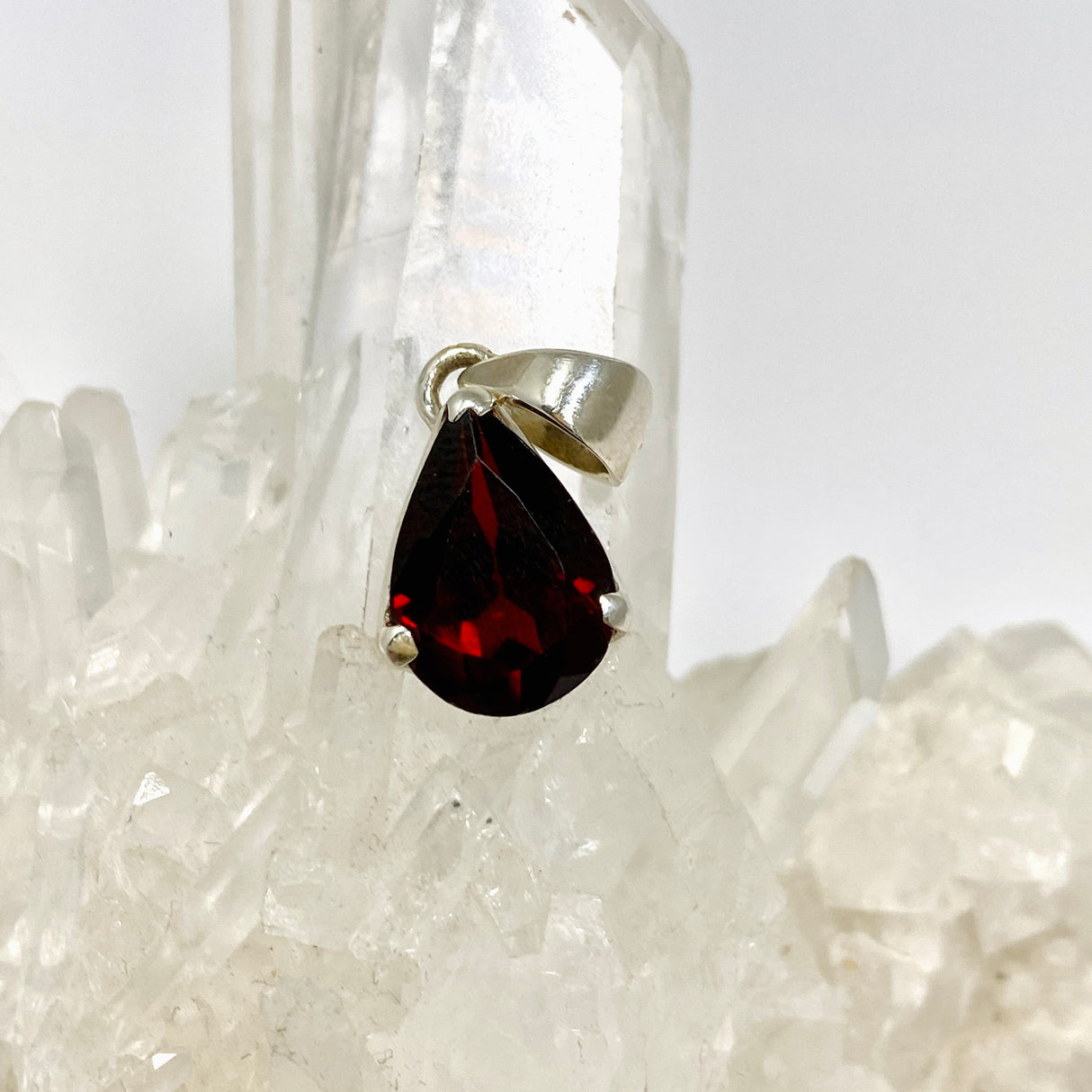Garnet Teardrop Faceted Pendant PPGJ1159